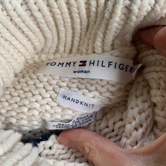 Vintage Tommy Hilfiger hand knit oversized sweater - Picture 10 of 10